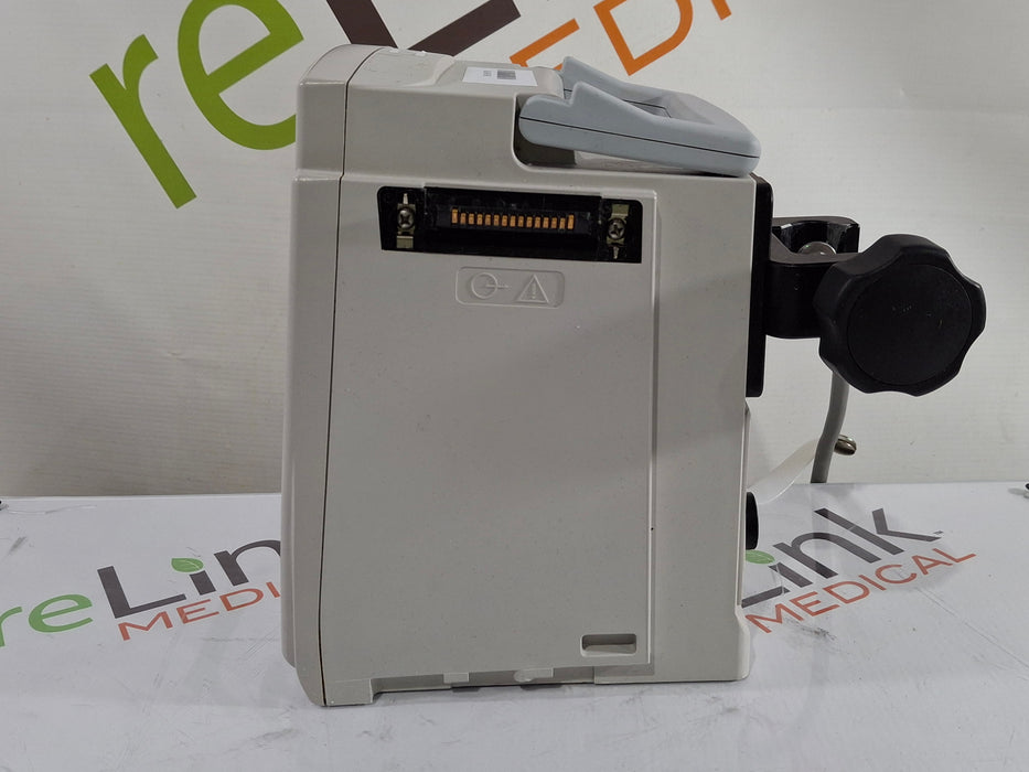 CareFusion Alaris 8015 Large Screen POC Infusion Pump