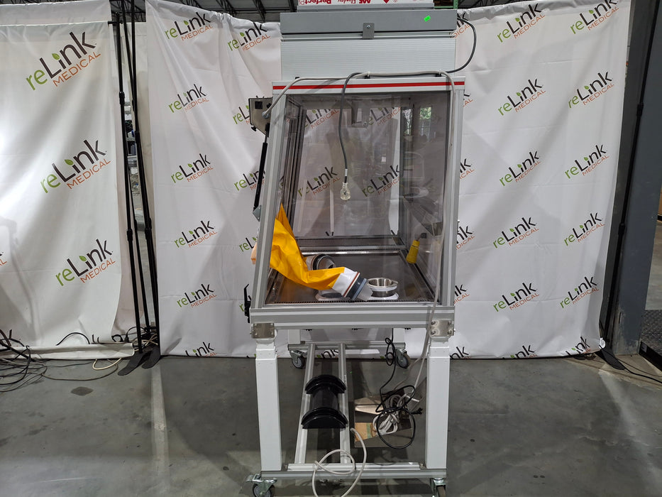 Iso-Tech Design Microsphere 4x2 Sterile Compounding Hood