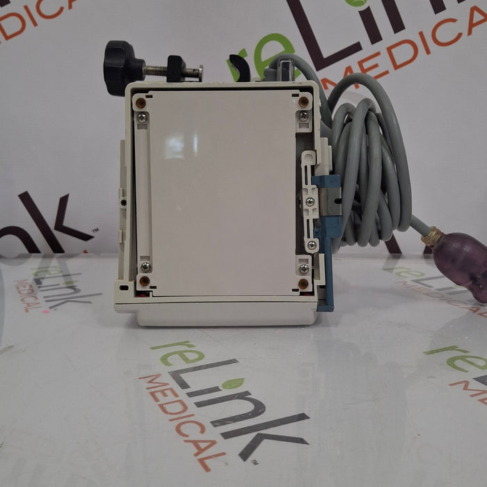 CareFusion Alaris 8015 Large Screen POC Infusion Pump