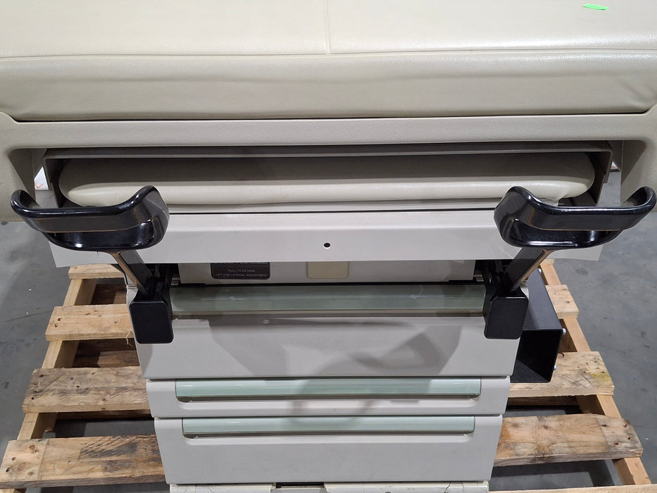 Midmark 404 Exam Table