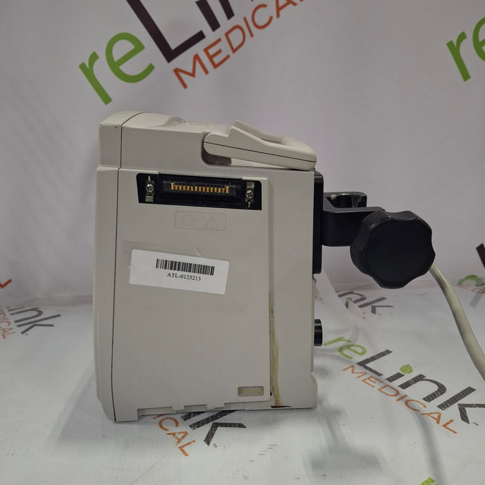 CareFusion Alaris 8015 Large Screen POC Infusion Pump