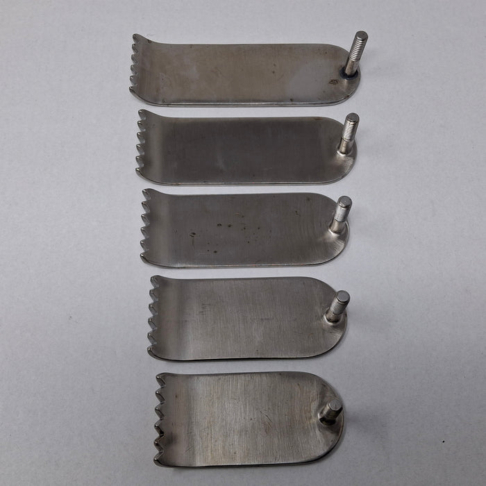 V. Mueller Collis Retractor Blade Set