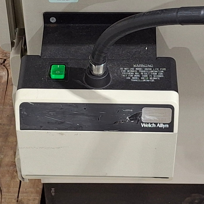 Midmark 404 Exam Table