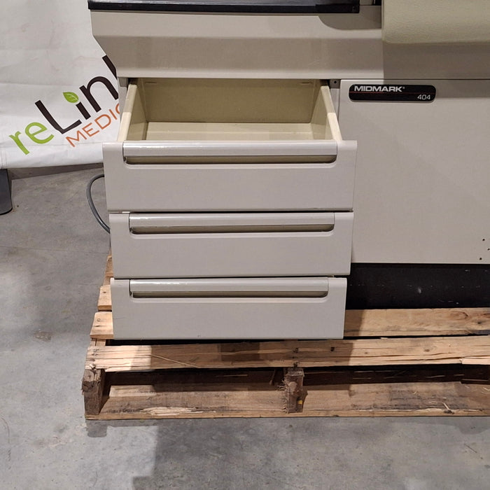 Midmark 404 Exam Table