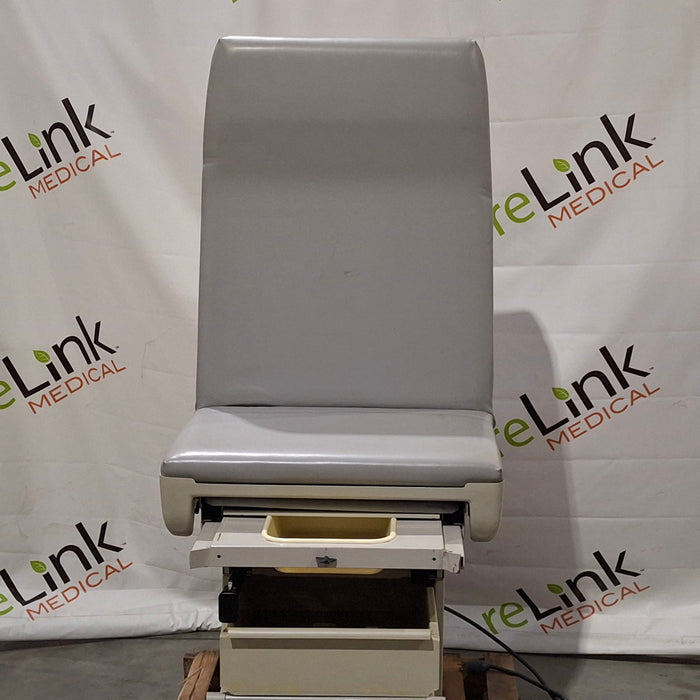 Midmark 404 Exam Table
