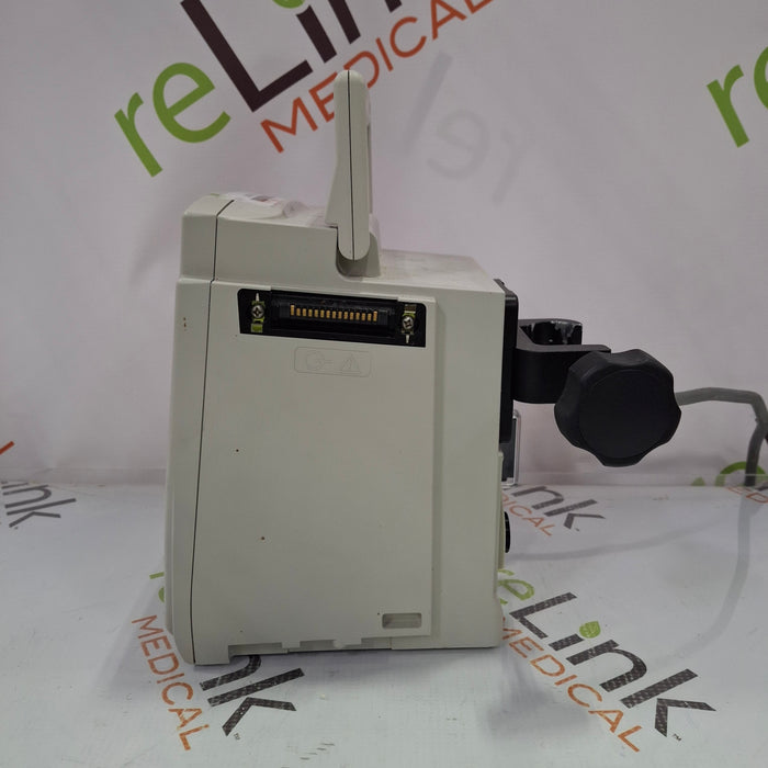 CareFusion Alaris 8015 Large Screen POC Infusion Pump