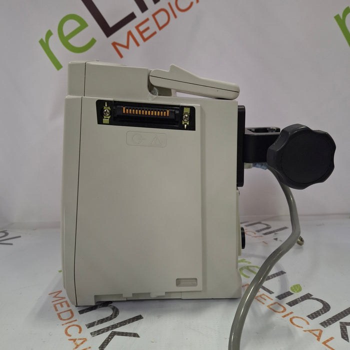 CareFusion Alaris 8015 Large Screen POC Infusion Pump