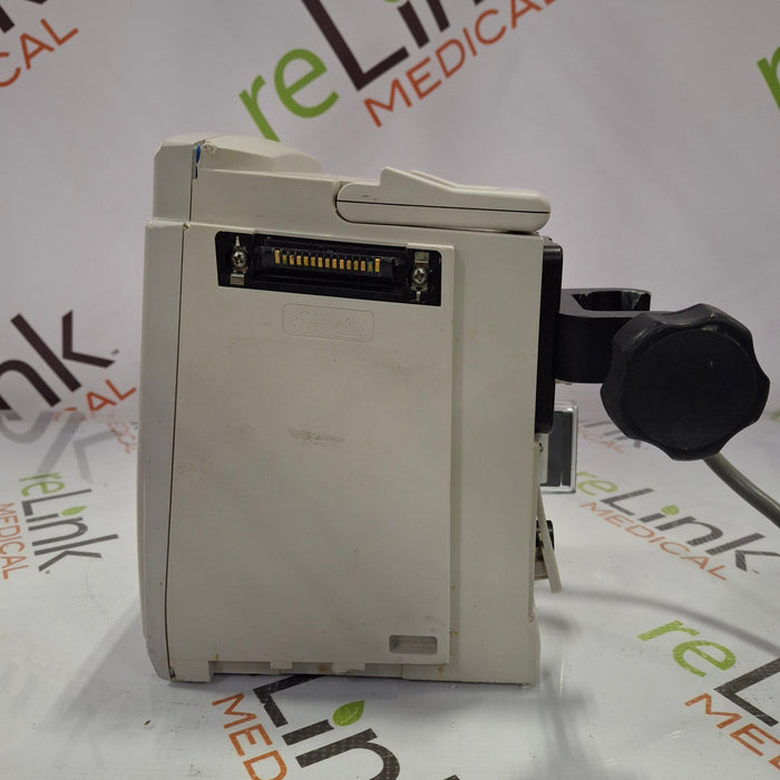 CareFusion Alaris 8015 Large Screen POC Infusion Pump