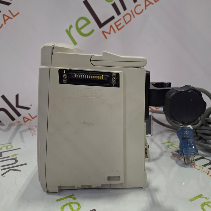 CareFusion Alaris 8015 Large Screen POC Infusion Pump