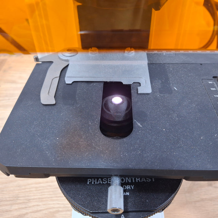 Nikon Eclipse E400 Binocular Microscope