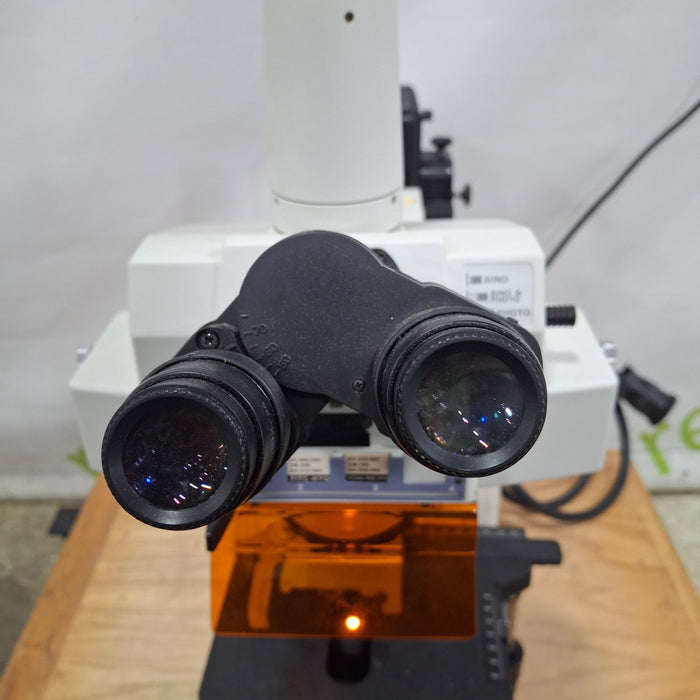 Nikon Eclipse E400 Binocular Microscope