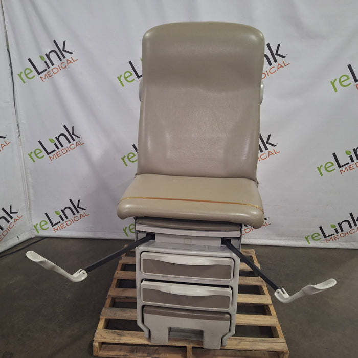 Midmark 204 Exam Table