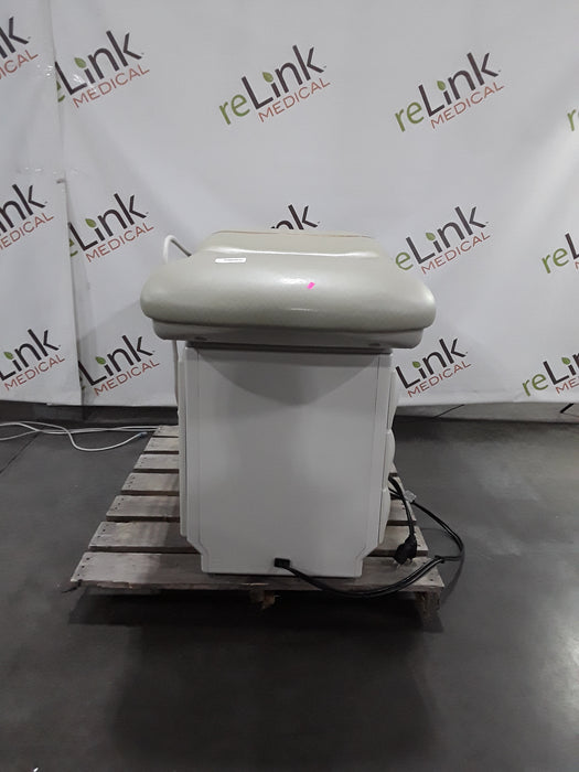 Midmark 604 Manual Examination Table