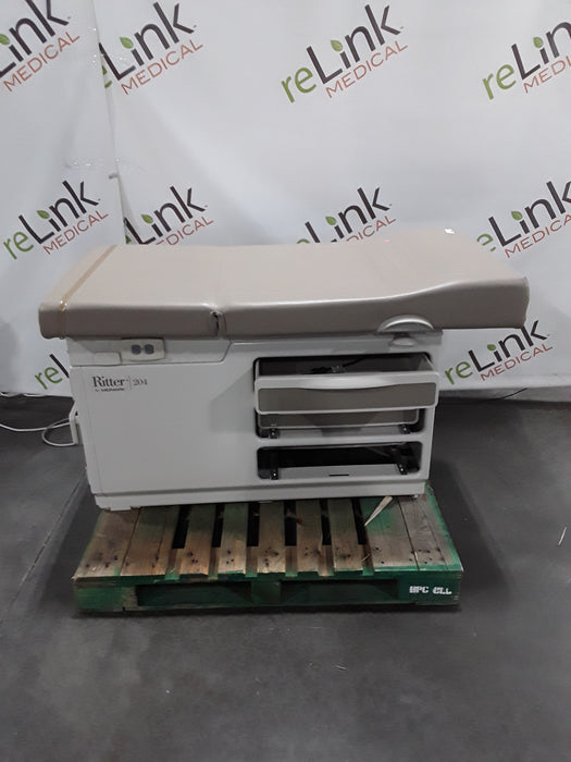 Midmark 204 Exam Table