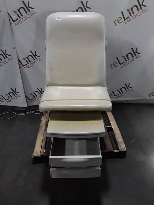 Midmark 204 Exam Table