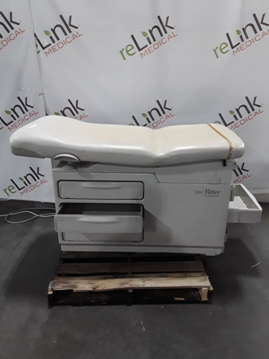 Midmark 204 Exam Table