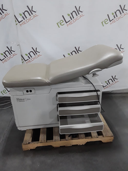 Midmark 204 Exam Table
