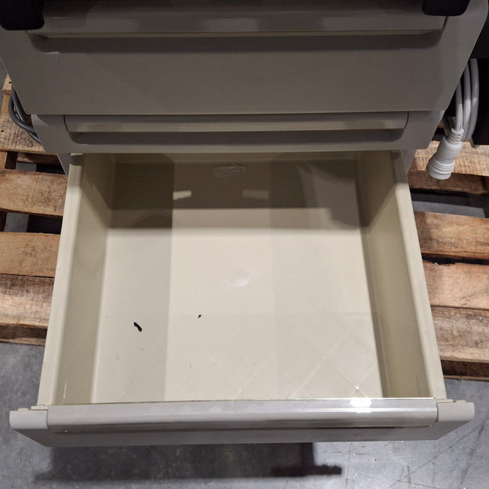 Midmark 404 Exam Table