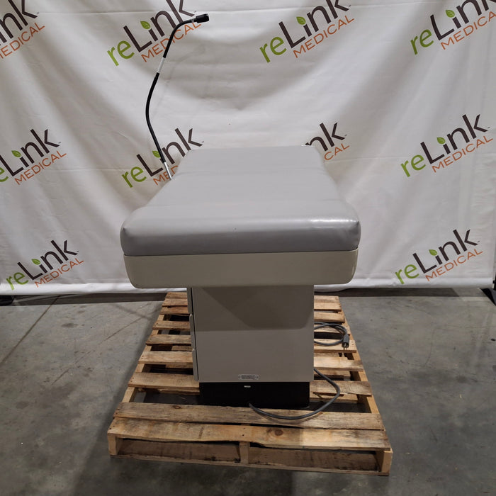Midmark 404 Exam Table