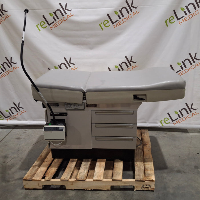 Midmark 404 Exam Table