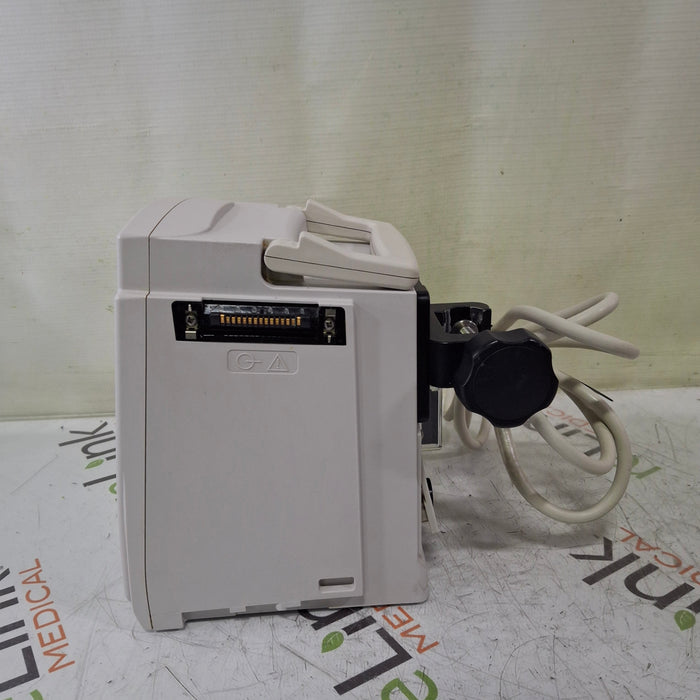 CareFusion Alaris 8015 Large Screen POC Infusion Pump