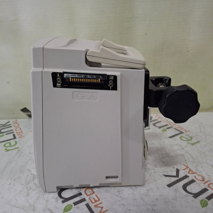CareFusion Alaris 8015 Large Screen POC Infusion Pump