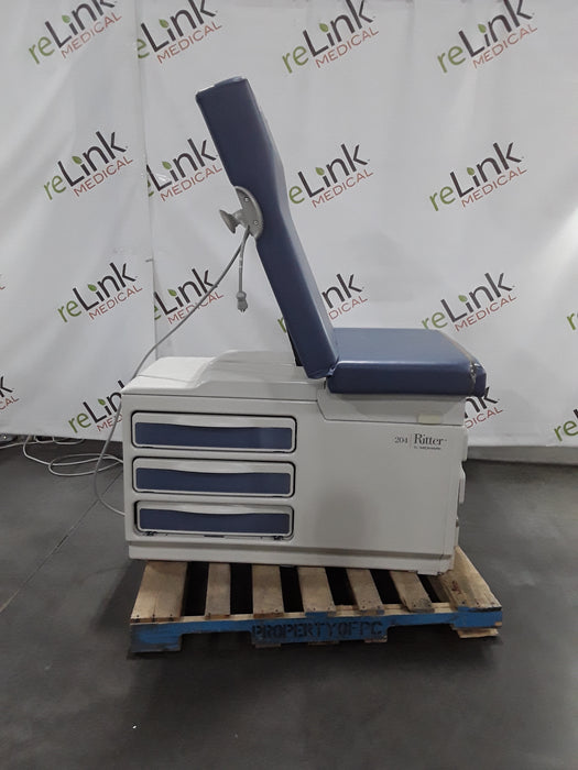 Midmark 204 Exam Table