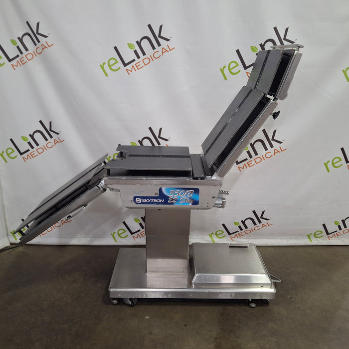 Skytron 3501B Surgical Table