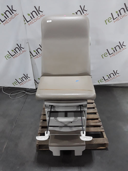 Midmark 204 Exam Table