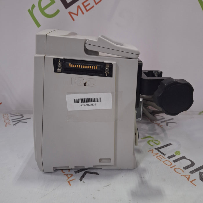 CareFusion Alaris 8015 Large Screen POC Infusion Pump