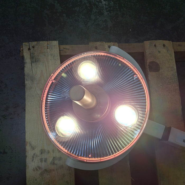 Welch Allyn 44200 LS200 Medical Procedure Light