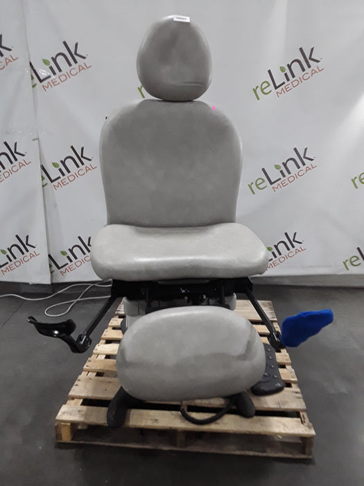 Midmark 630 Procedure Chair