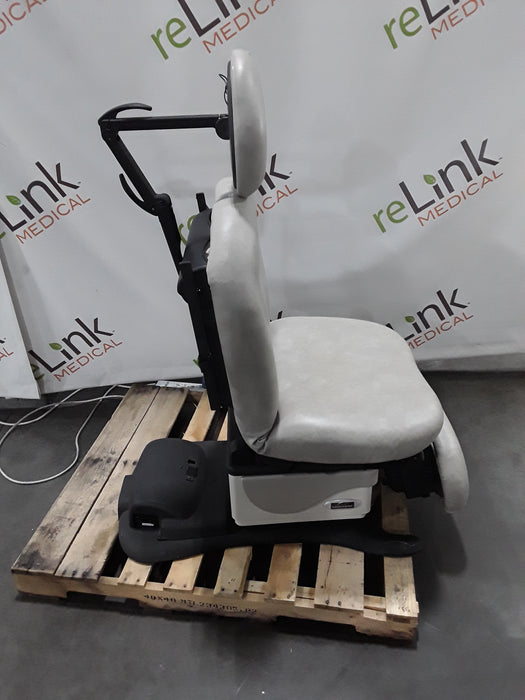 Midmark 630 Procedure Chair
