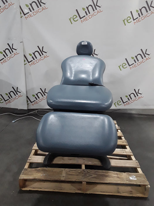 Midmark 641 Exam Procedure Chair