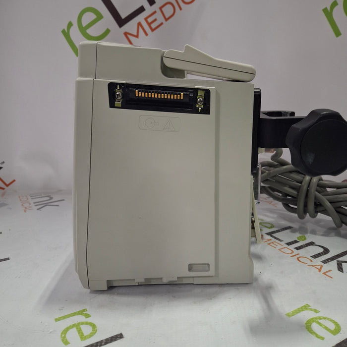 CareFusion Alaris 8015 Large Screen POC Infusion Pump