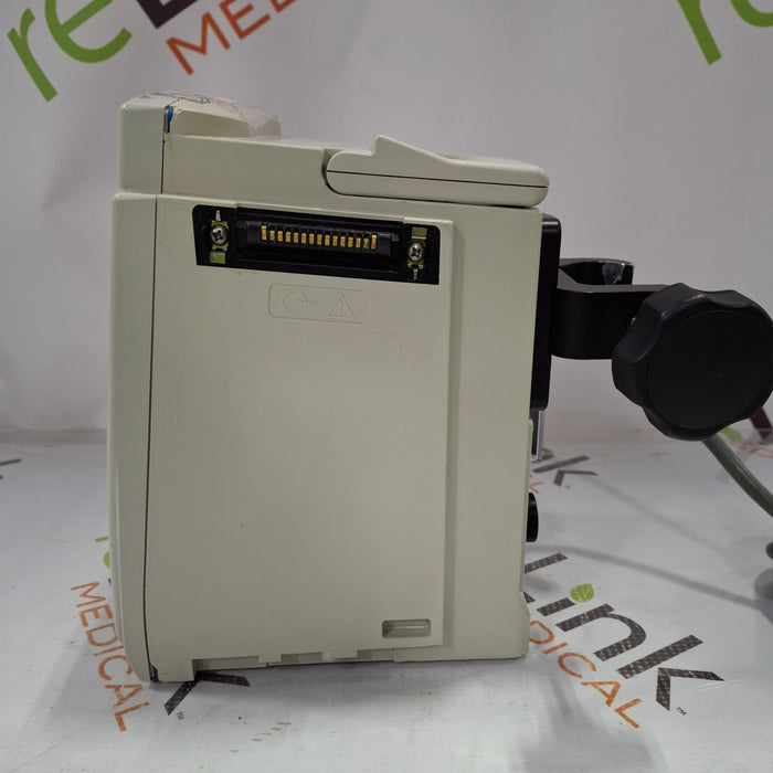 CareFusion Alaris 8015 Large Screen POC Infusion Pump