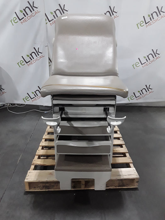 Midmark 204 Exam Table