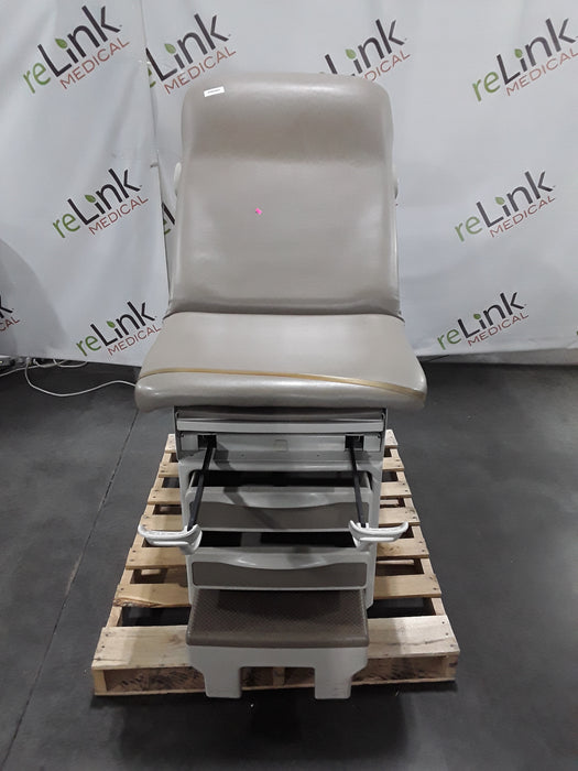 Midmark 204 Exam Table
