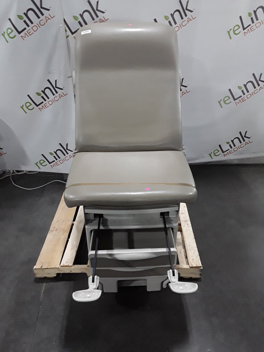 Midmark 204 Exam Table