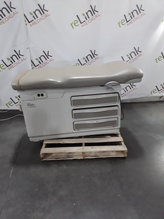 Midmark 204 Exam Table