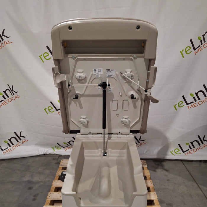 Midmark 222 Procedure Chair
