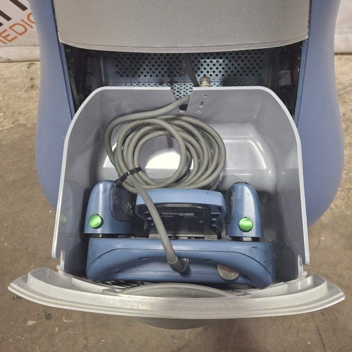 Alcon Laboratories Inc Infiniti w/ Ozil Phacoemulsifier