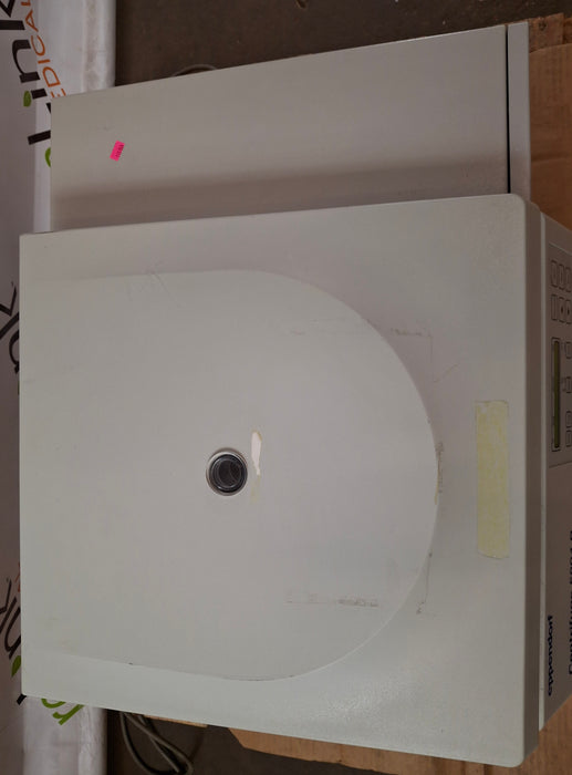 Eppendorf 5804R Refrigerated Centrifuge