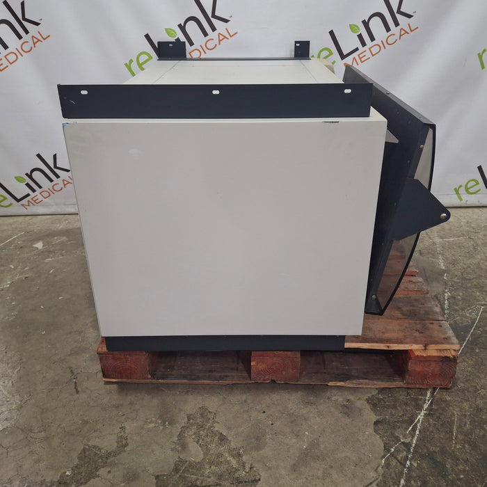 New Brunswick Scientific INNOVA 4400 Incubator Shaker