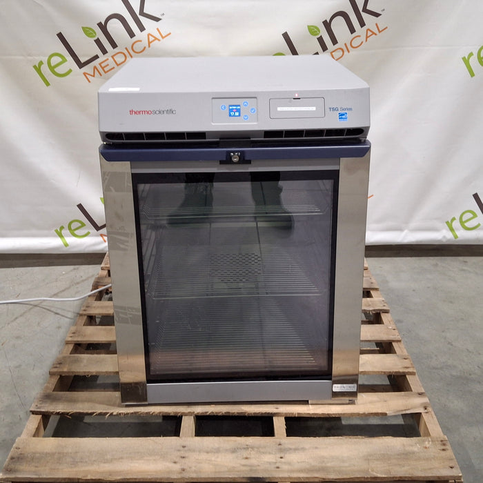 Thermo Scientific TSG505GA 5.5ft Undercounter Refrigerator