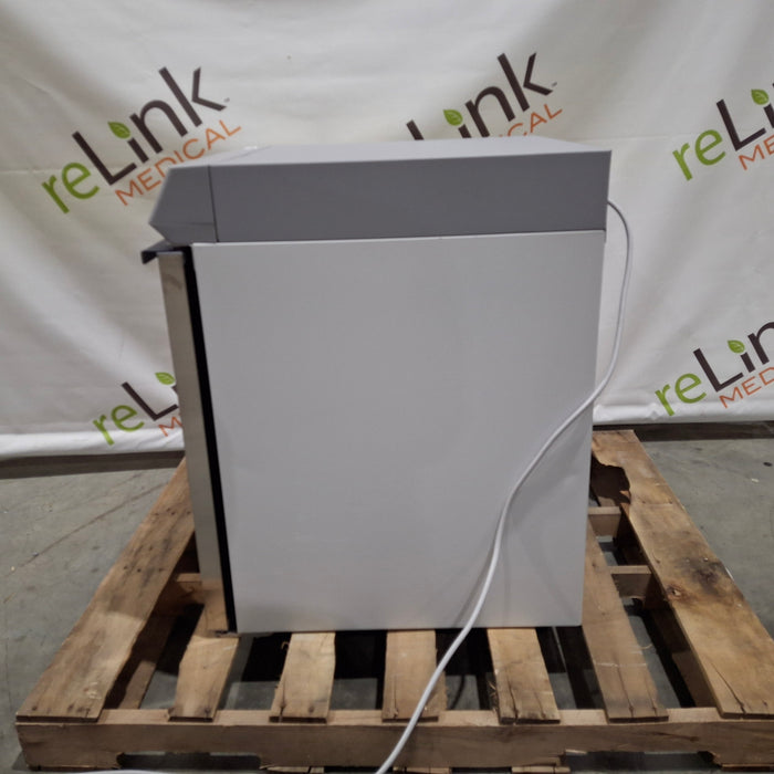 Thermo Scientific TSG505GA 5.5ft Undercounter Refrigerator