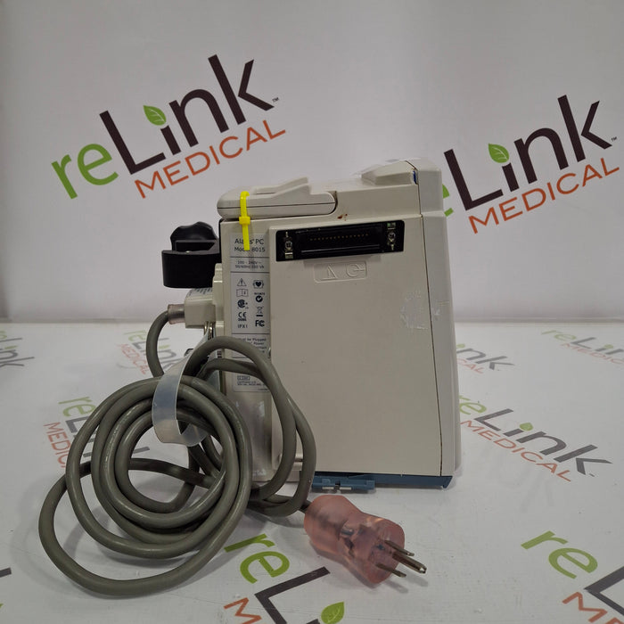 CareFusion Alaris 8015 Large Screen POC Infusion Pump