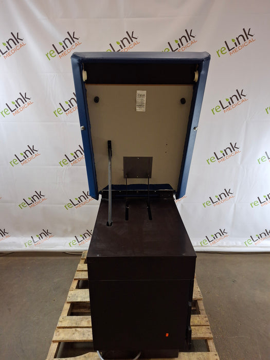 Midmark Ritter 100 Exam Table