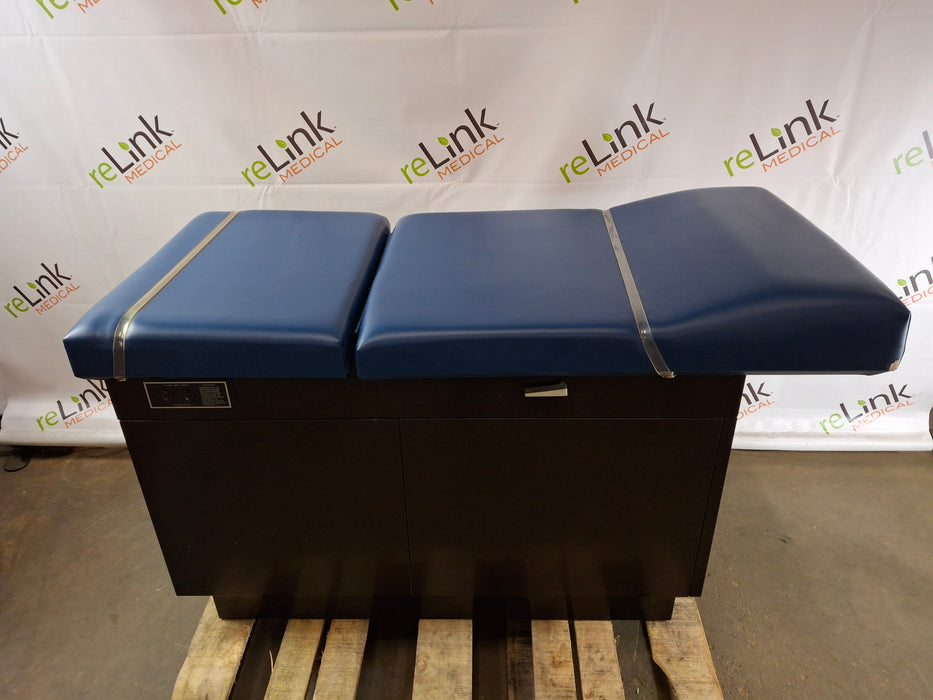 Midmark Ritter 100 Exam Table