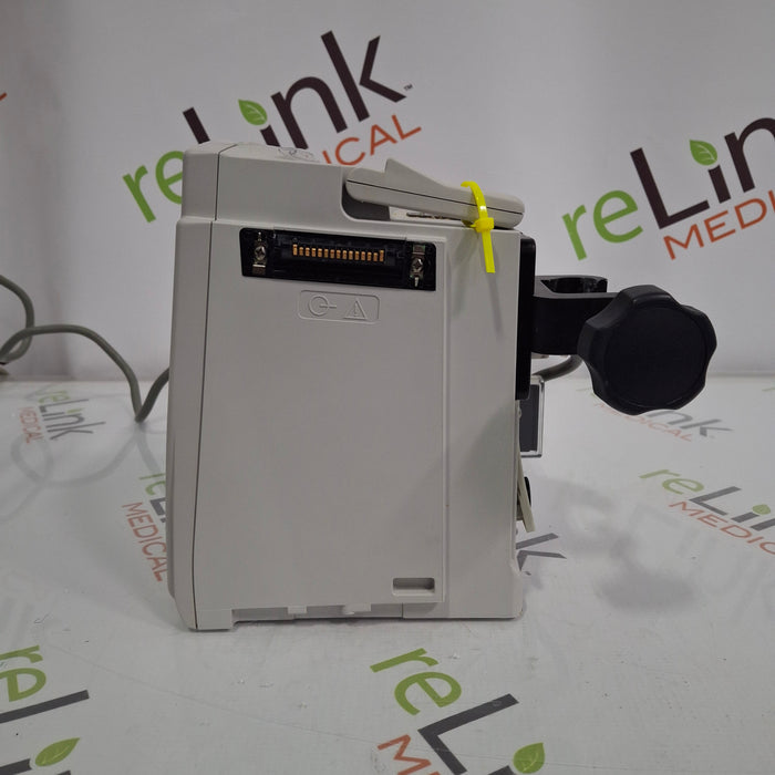 CareFusion Alaris 8015 Large Screen POC Infusion Pump